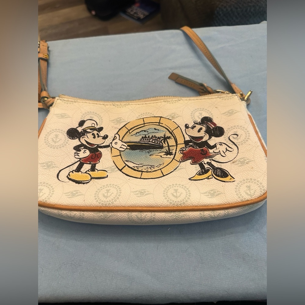 Dooney & Bourke Disney Mickey & Minnie Castaway Cay Cruise Ship Crossbody Purse